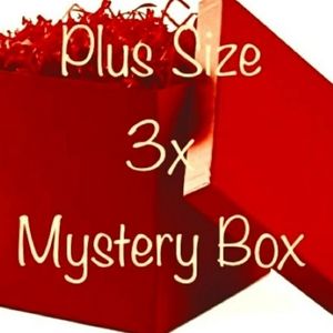 Plus Size Goodies Box 5+ items